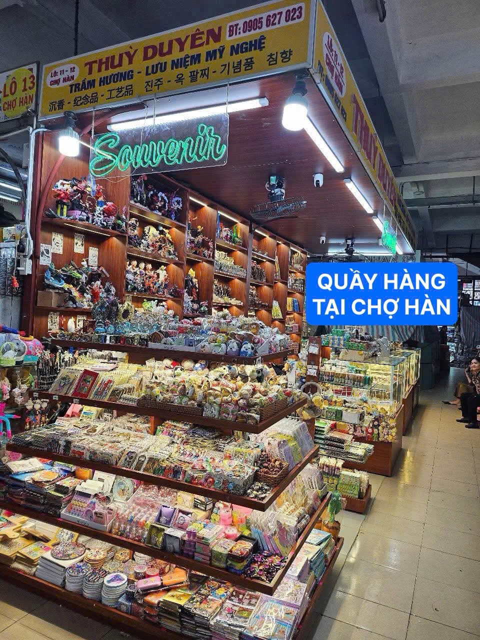THUỲ DUYÊN
